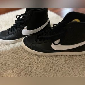 Nike blazer